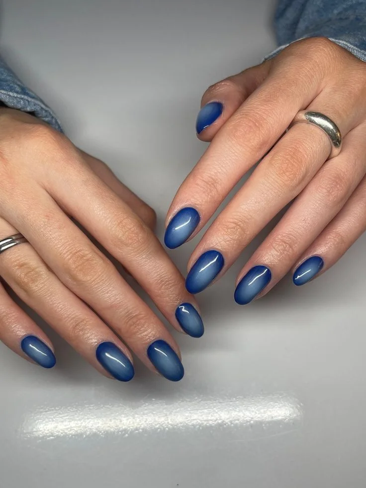 Aura Nails