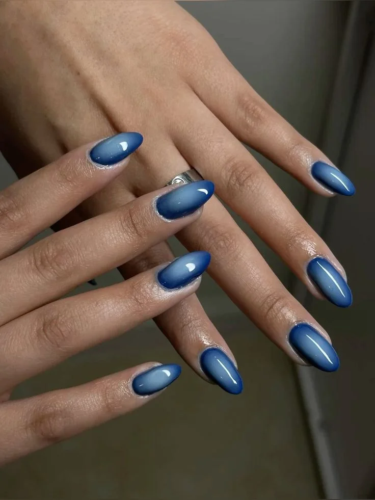 Aura Nails