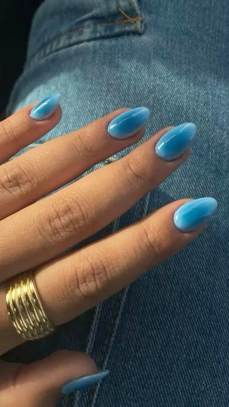 Aura Nails