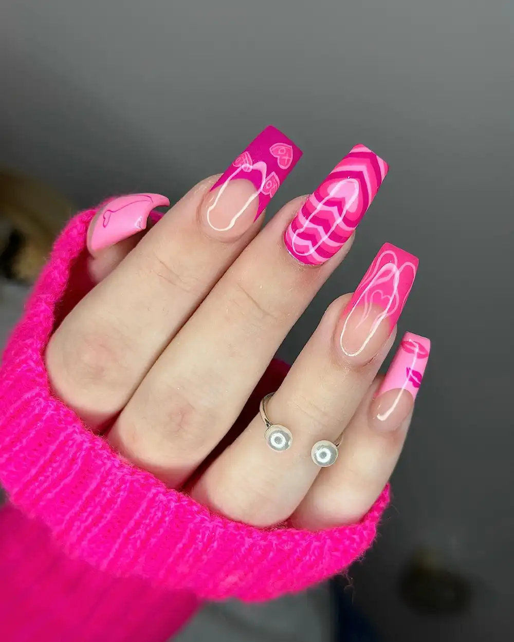 pink valentines nails