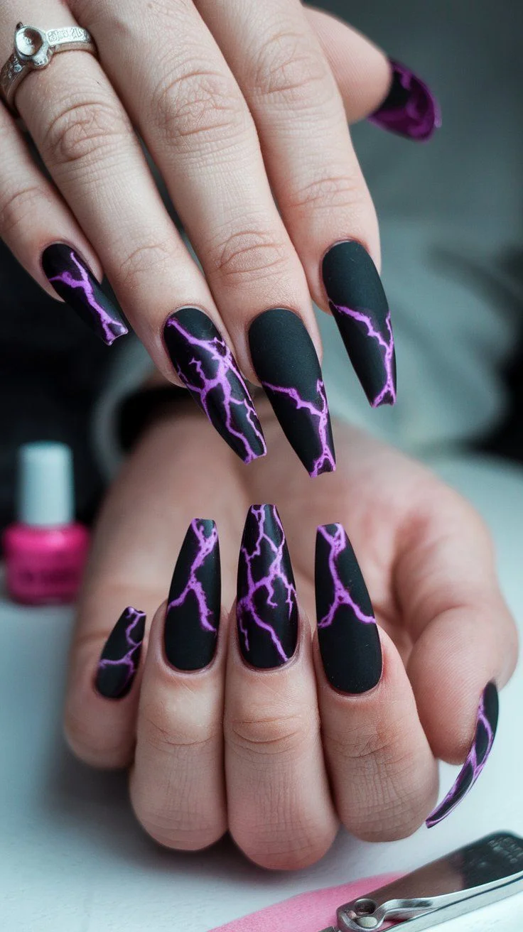 purple nails