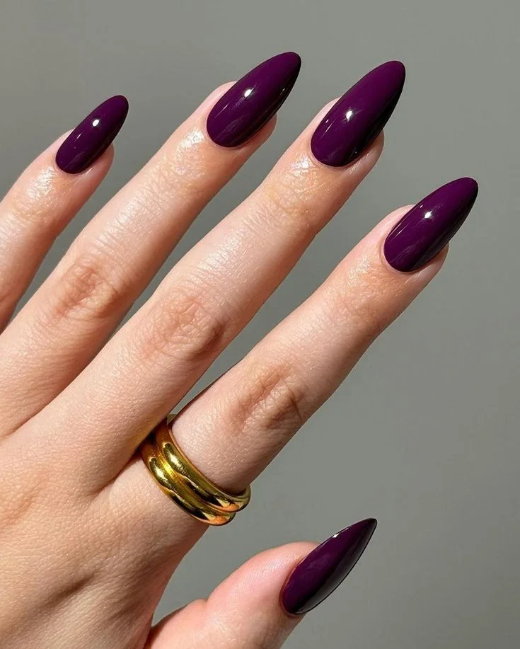 purple nails