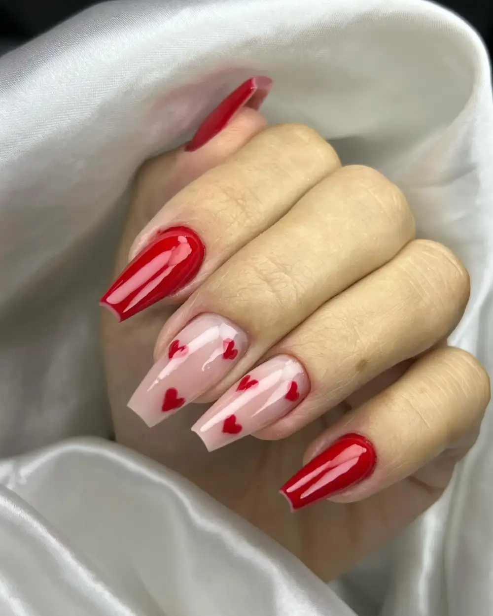 red valentines nails