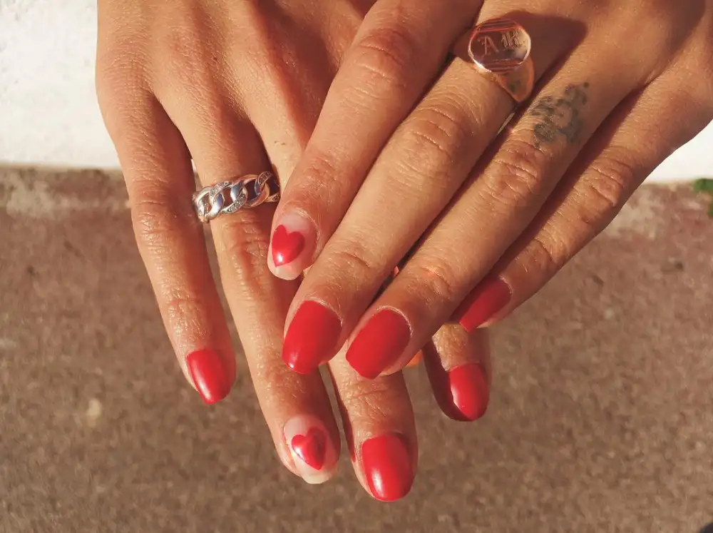 red valentines nails
